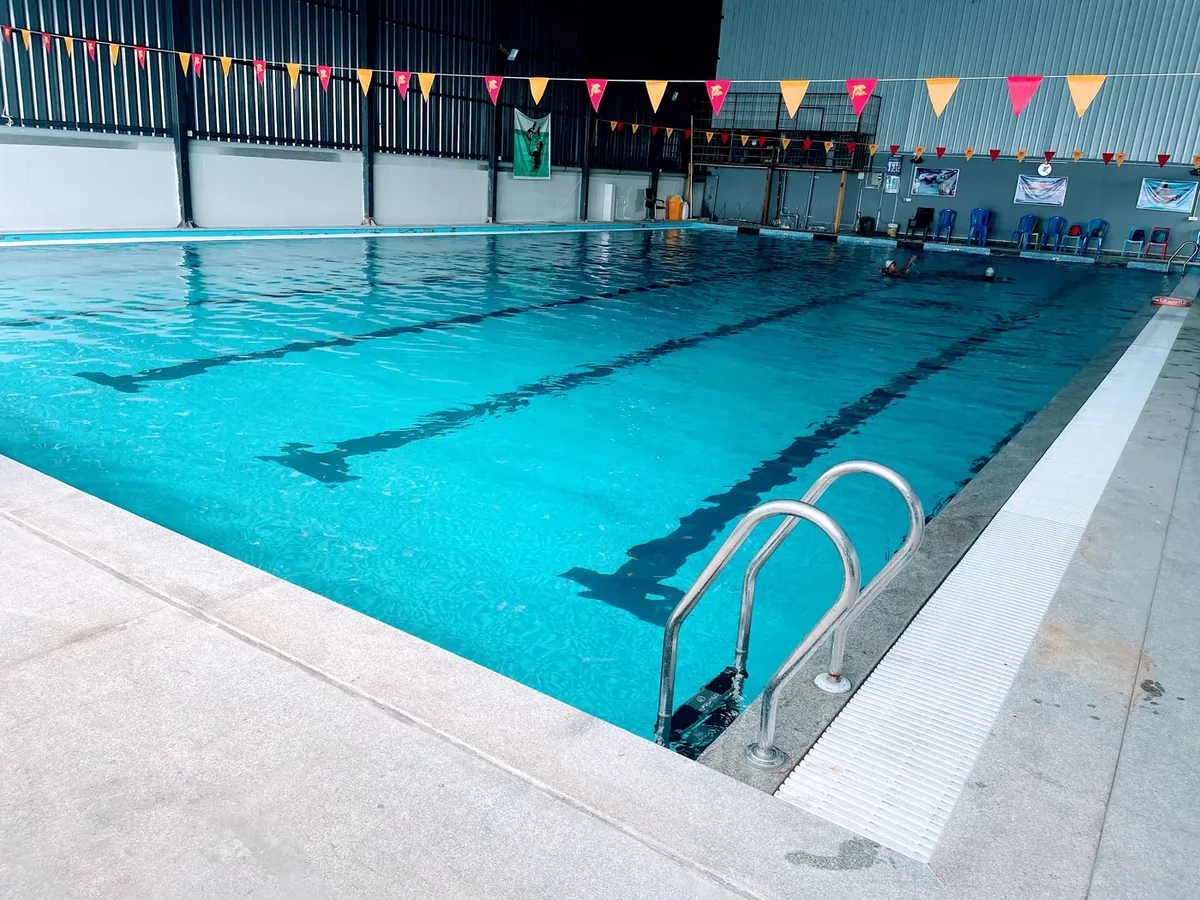 Competition pool at Dolphin, Kengeri