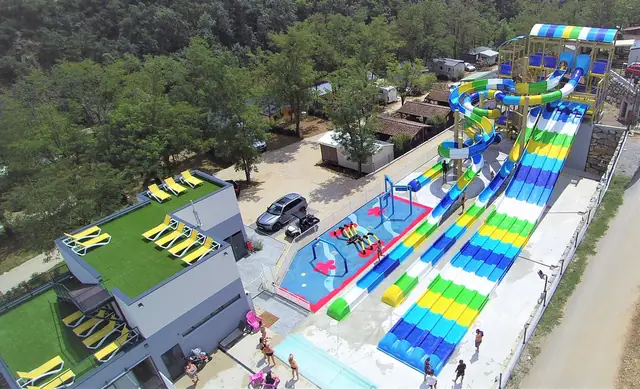 Open Body Slide &mdash; water slide by Synergy