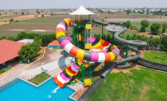 Storm Racer — thriller slide by Synergy