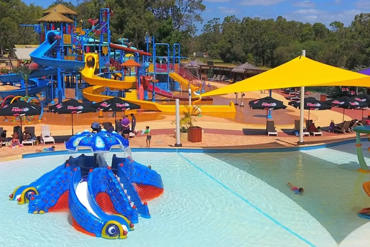 Splash zone at Dream World, Athirapally