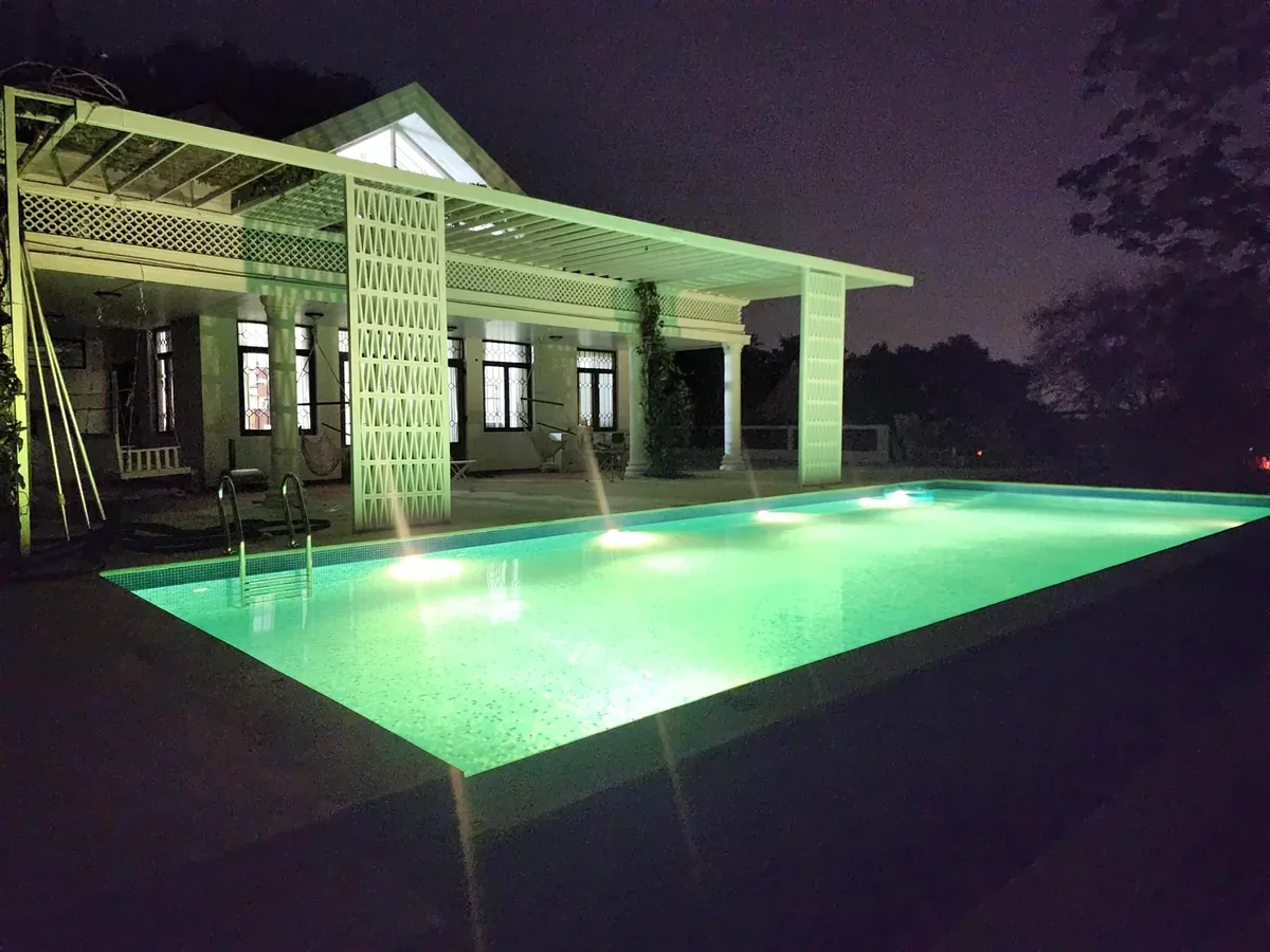 Swimming pool at Raveen Residence, Bangalore